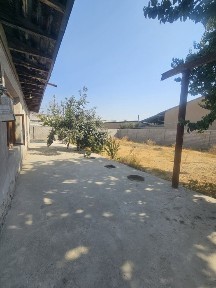 Uy sotiladi zangi ota srochna