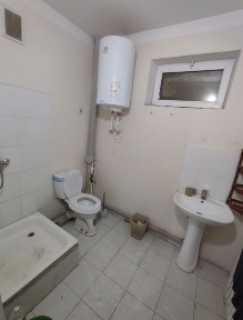 Termiz sh. Sohil 3 xonali. Uzimniki