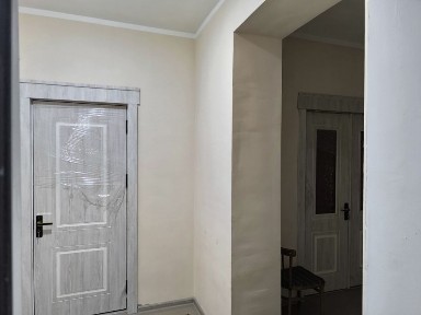 Kvartira ijaraga beriladi yangi 3 xona bez makler