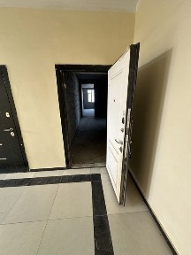 Квартира сотилад