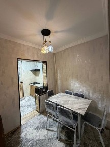 Kvartira sotiladi Shayxontoxur ibn sino 2 2/1/5/ 56m²