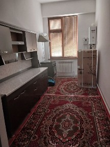 Тошкент йўли кўчаси йўл юзида жихозлари билан