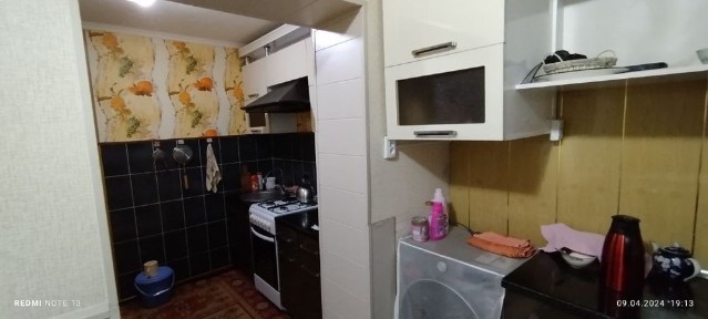 Продаётся кирпичная 4х комнатная квартира.