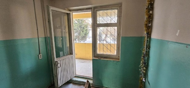 2 хоналик но турар жой сотилади ески почта йолди бетида