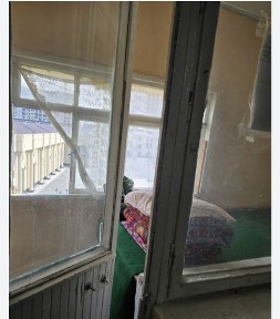 Тошкент ш. Яккасарой р. н Ул А Каххар 40А. Квартира ижарага берилади.