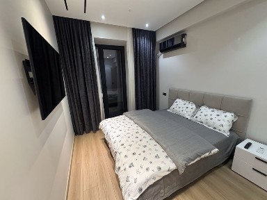 Суточная Аренда Lux Апартаменты Центр U Tower