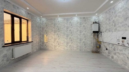 Садвин Савхозда ховли уй сотилади