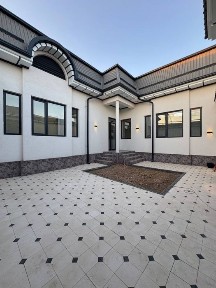 2.3 сотохли котта участка сотилади. Учкахрамон постидан 4 км.