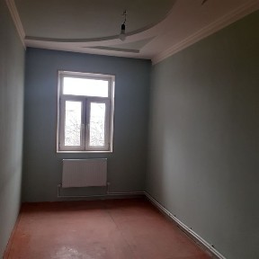 Arenda bozor oldi 2 xona 3 xona qilingan kvartira