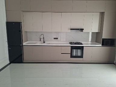 Kattejlar sotiladi. Naqd va bolib tolash