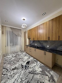 1 xonalik kvartira narpay yolidan sotiladi