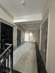 Yakkasaroy qushbegi Lafayette 78kv 2-3 xonale kivartera sotiladi