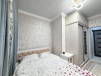 Чиланзар 21 Квартал 1 комната 3 этаж ипотеки нет