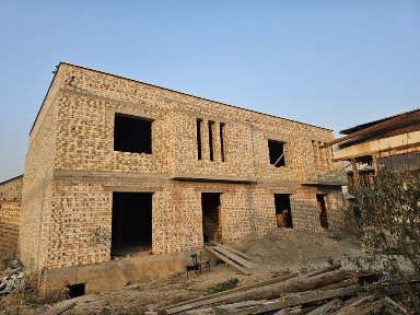 Масжитга Қўшни Котедж. Хасанбой