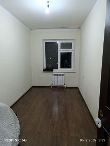 Sergeli rayon 5a da 3 xonali uy sotiladi.