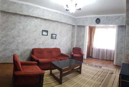 Сдаётся своя 1в2/7/9 в районе ЦУМа 450у.е.