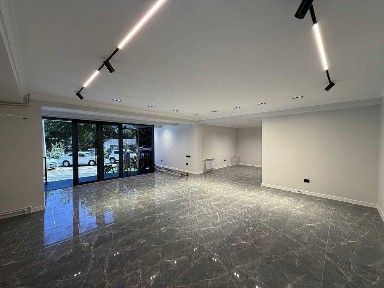 Продаётся нежилое помещение.