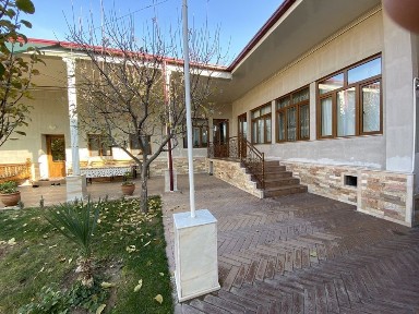 Ёш Ленинчида участка