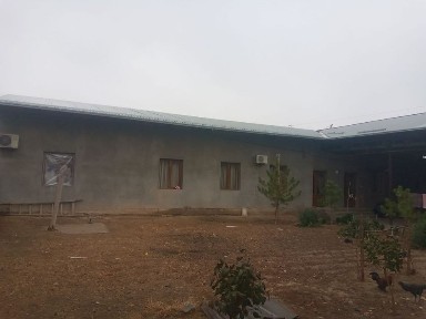 Tayyor uy 6sotok hamma waroit bor