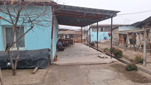 Продаётся дом в куйчирчикском раёне.