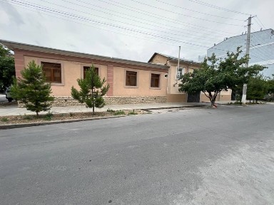 Продается угловой участок в махалле Ракат. 12,2 соток.