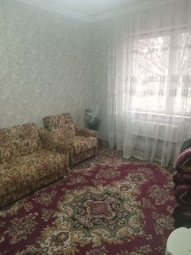 Кибрай центрда квартира сотилади