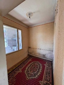 Юнусобод 2 хона 3 этаж сотилади