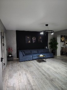 Задаётся квартира в центре города