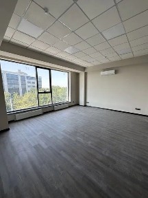 Аренда здание 1750 кв. м., вдоль дороги. ул. Шота Руставели