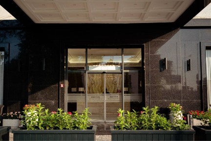 Продаётся действующий отель. Яшнабад рн ул Фаргона йули. 40-номеров