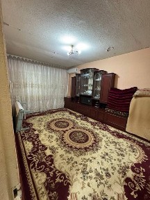 Kvartira sotiladi qoraqamish massiv kolonova suv boyi 3/4/4 70 m2