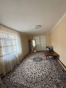 Продаётся квартира - г. Алмалык