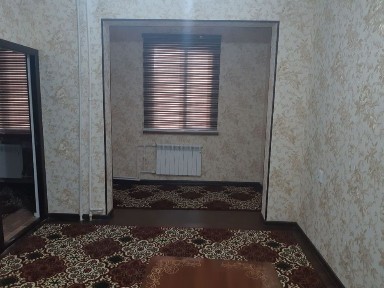 Срочно Метро Мирзо Улугбек 2/2/4 разделка