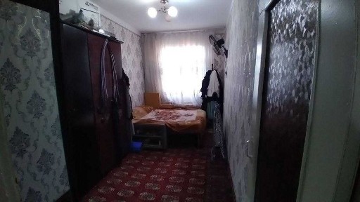 Чилонзор 21 кварталда 2 хонали квартира сотилади