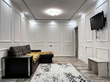 Садык Азимова 2-комн • 63 м² • 2/9 этаж