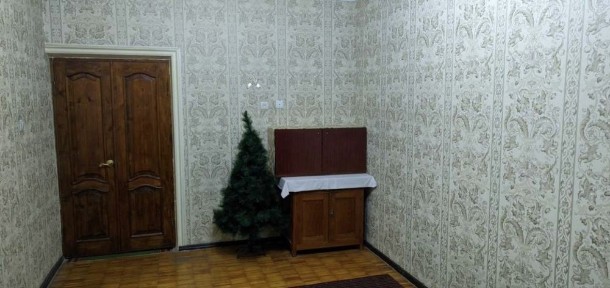 Срочно продаётся Юнусабад 19кв 2/4/5