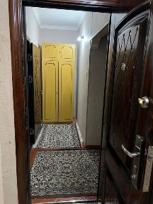 Tawgresda montella zavodga yaqin joyda kvartira ijaraga beriladi