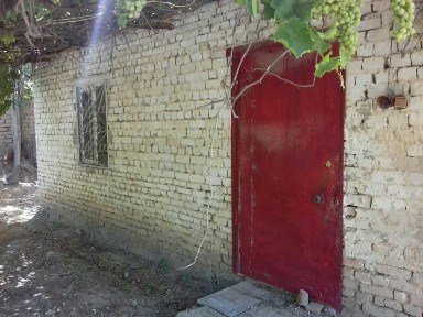 Продается дача 8 соток, в районе Грэса, не доезжая поста Навбахор