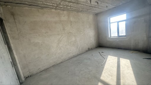 1 хонали уй сотилади 47 кв. м