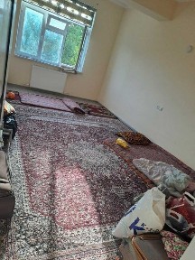 Zudlik bilan Kvartira sotiladi.