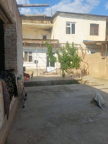 Uy sotiladi tez va arzon narxda