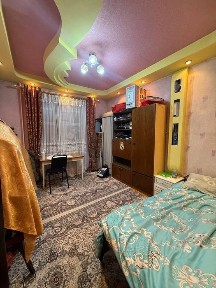 Продаётся 3х комнатная Юнусабад 19 квартал 2 этаж