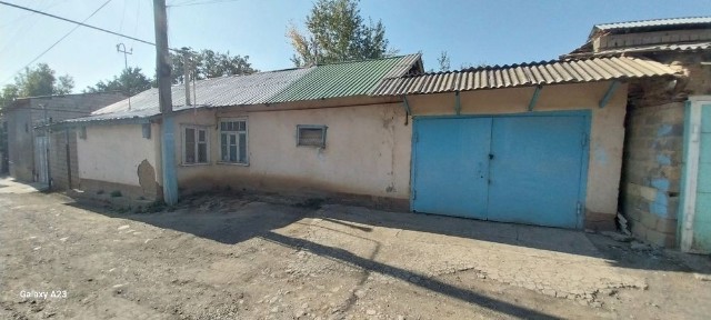 Ховли сотилади 3.9 сот