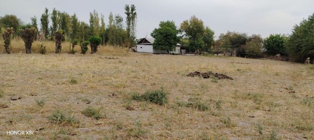 Shoshilinch! Uy sotilаdi arzon narxda