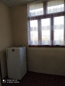 Tinchlik metro B blocda kvartira sotiladi