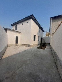 Киргилида ховли уй сотилади