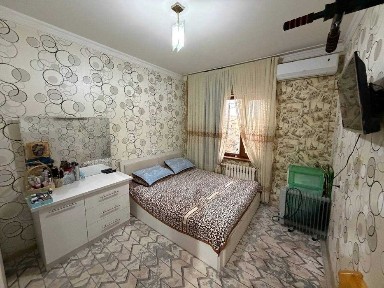 Продаётся 2х комн квартира на 5 этаже Ор-р 6 микрорайон Мадина