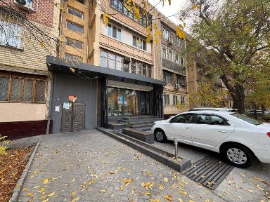 Продается Нежилой помещения Ор-тр- ЦУМ кафе БОН 164м2