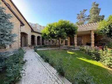 Продается дом 7.8 соток в центре Ташкента