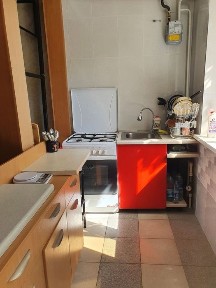 Квартира 5 комнат. Центр Янгиюля.